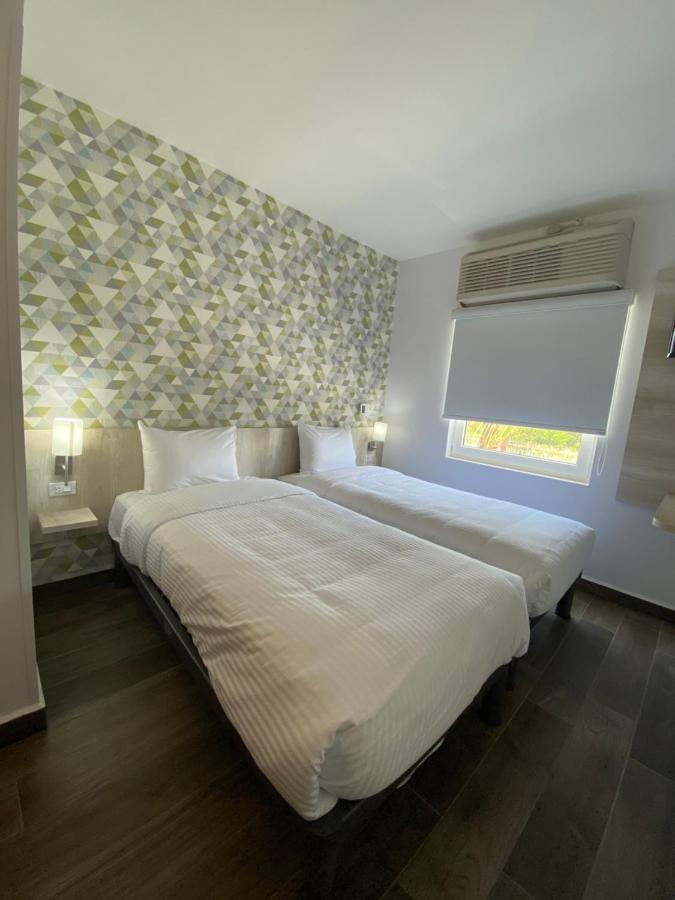 Hi! Monterrey Aeropuerto Hotel อโปดาคา ภายนอก รูปภาพ